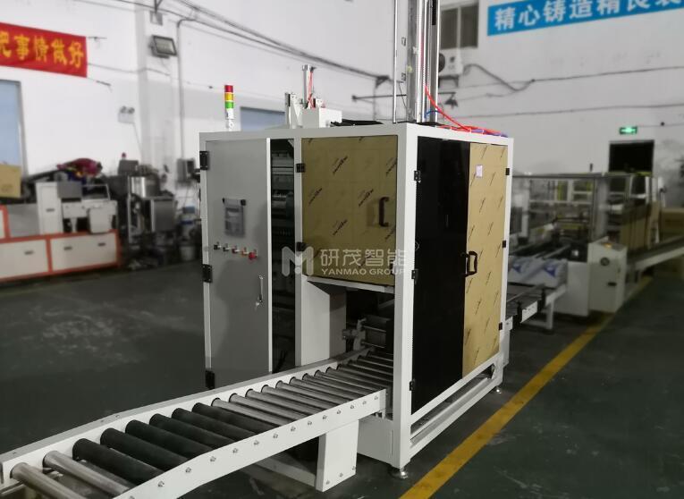 自動(dòng)裝箱機